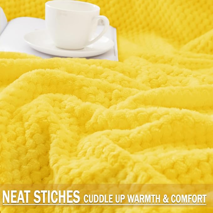 Exclusivo Mezcla Large Waffle Fleece Throw Blanket - Image 4
