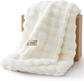 Bedsure 3D Bubble King Size Blanket by Unknown