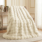 L'AGRATY Faux Rabbit Fur Throw Blanket - Image 2