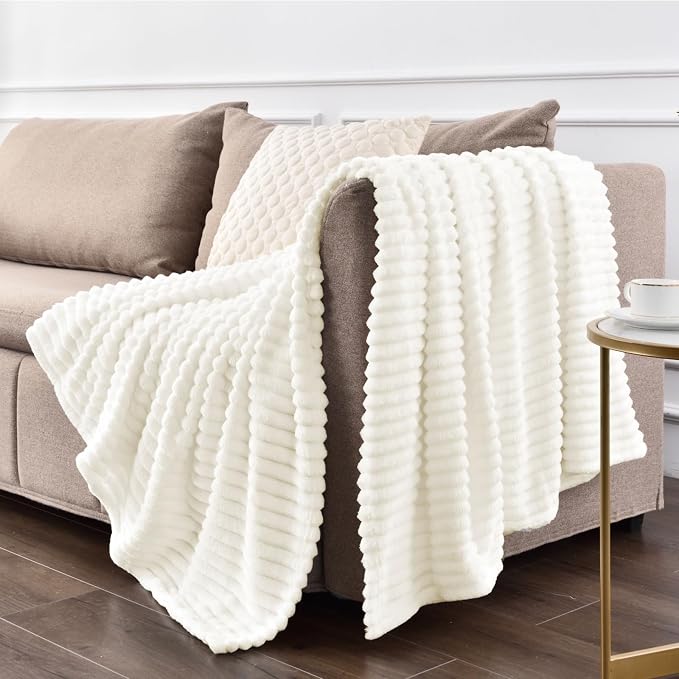 BEDELITE 3D Ribbed Jacquard Cream King Size Blankets - Image 7