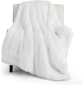 Bedsure GentleSoft Fluffy White Throw Blanket, Soft Cozy Furry Sherpa Fleece by Unknown