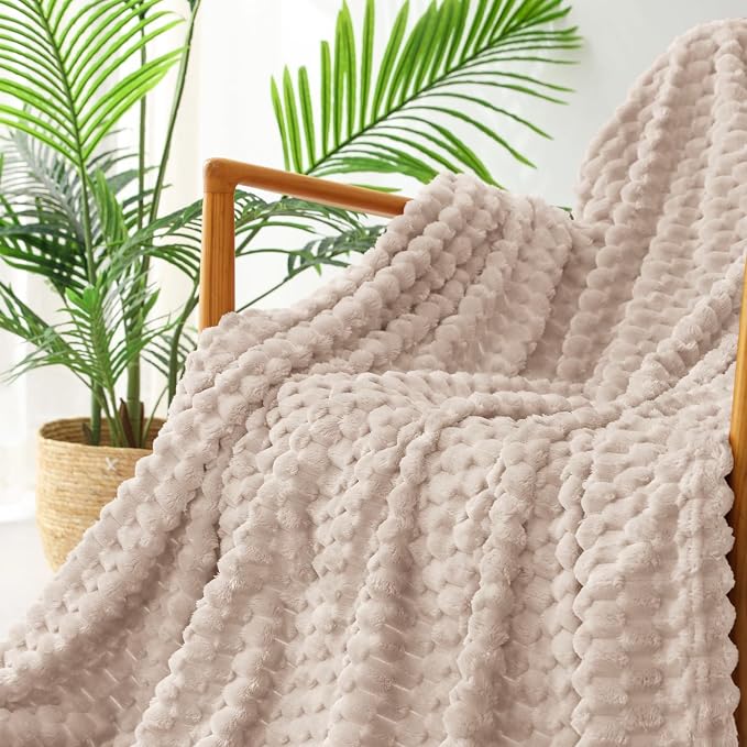 Exclusivo Mezcla Large 3D Fleece Throw Blanket - Image 4