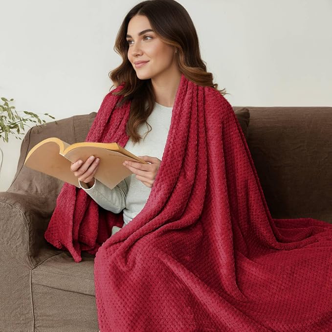 Exclusivo Mezcla Large Waffle Fleece Throw Blanket - Image 2