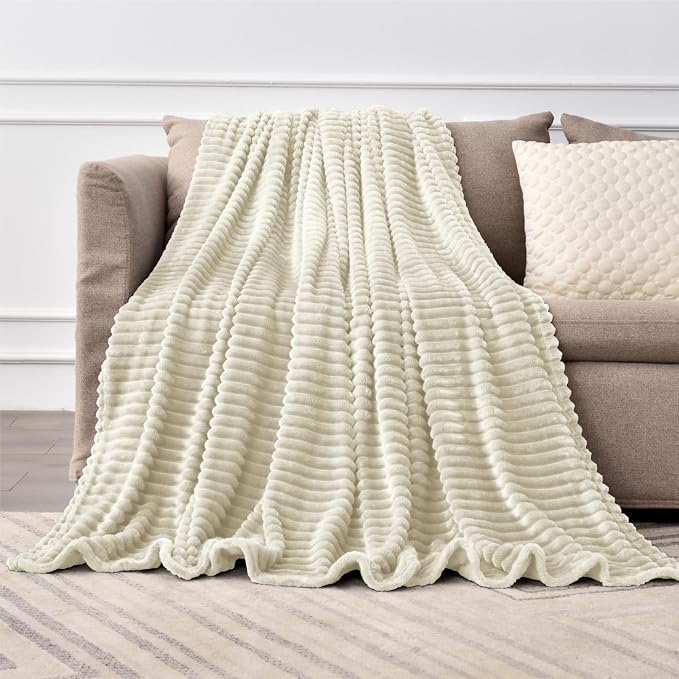 BEDELITE 3D Ribbed Jacquard Beige Fleece Twin Blanket - Image 6