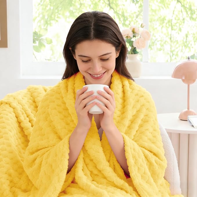 BEDELITE Light Yellow Throw Blanket - Image 4