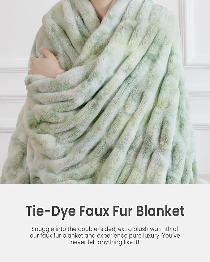 Ultra Soft Cozy Faux Fur Throw Blanket, Fuzzy Plush Thick Bubble Blanket - Image 3