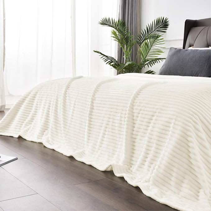 BEDELITE 3D Ribbed Jacquard Cream Blankets Queen Size by BEDELITE