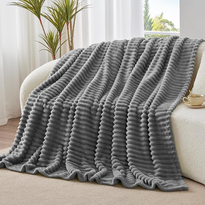 BEDELITE Ribbed Fleece Throw Blanket - Image 3