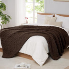 L'AGRATY Chunky Knit Throw Blanket - Image 6