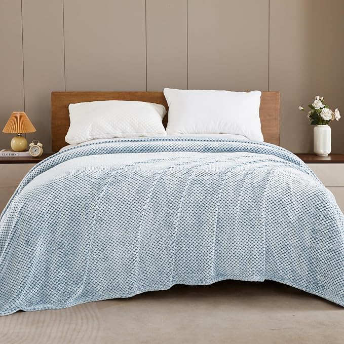 Exclusivo Mezcla Soft Waffle Fleece Bed Blanket King Size, Heather Blue | - Image 2