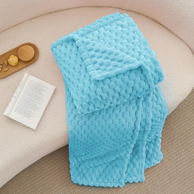 BEDELITE Light Blue Twin Blanket - Image 5