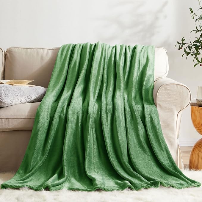 KMUSET Fleece Blanket Queen Size Lightweight Cozy Plush Microfiber Solid - Image 2