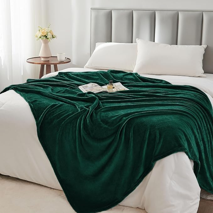 BEDELITE Fleece Blanket Soft Plush King Bed Blanket Forest Green 108"x90" | - Image 5