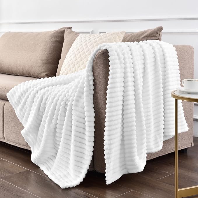 BEDELITE Ribbed Jacquard White Fleece Throw Blanket - Image 7