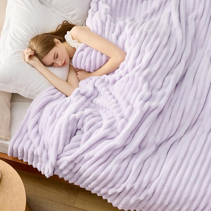 Bedsure Soft King Size Blankets - Image 4