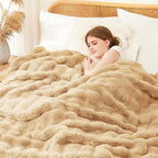 L'AGRATY Faux Rabbit Fur Throw Blanket - Image 2