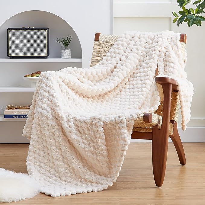 EXQ Home Gentle Soft Fleece Throw Blanket – Cozy Lightweight 3D Imitation by EXQHomeTexitleCoLtd