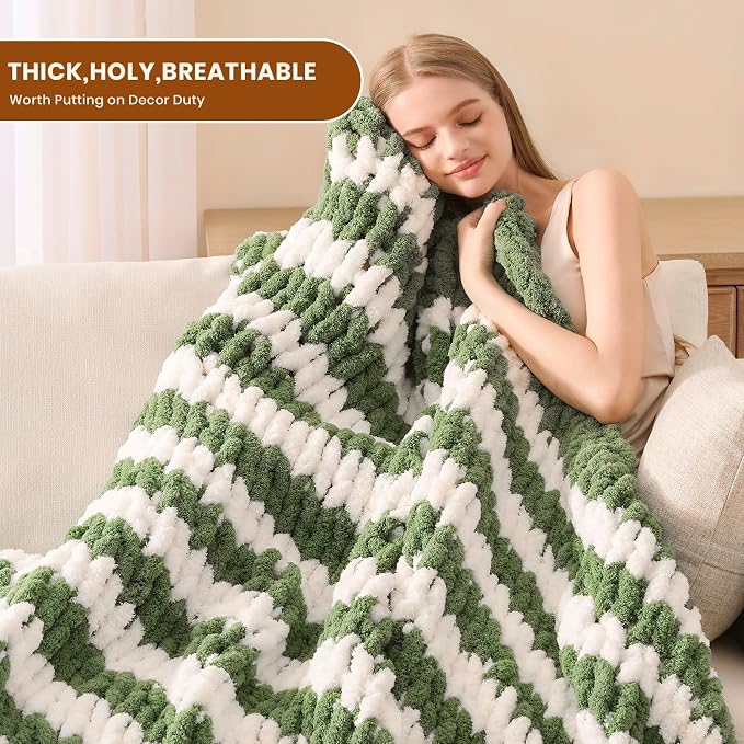 L'AGRATY Chunky Knit Throw Blanket - Image 4
