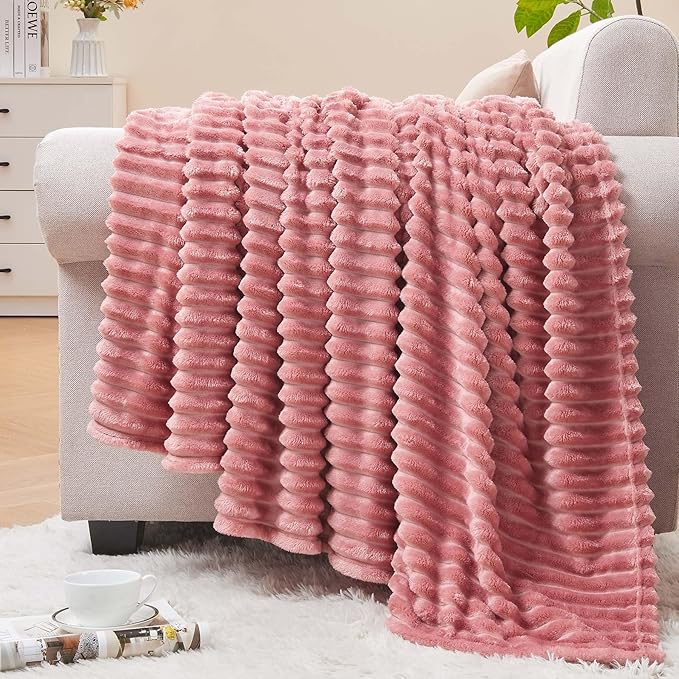 BEDELITE 3D Ribbed Jacquard Pink Fleece Throw Blanket by BEDELITE