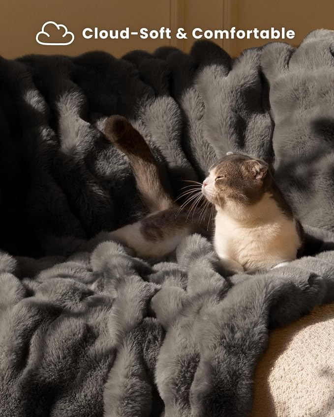 Ultra Soft Cozy Faux Fur Throw Blanket, Fuzzy Plush Thick Bubble Blanket - Image 5