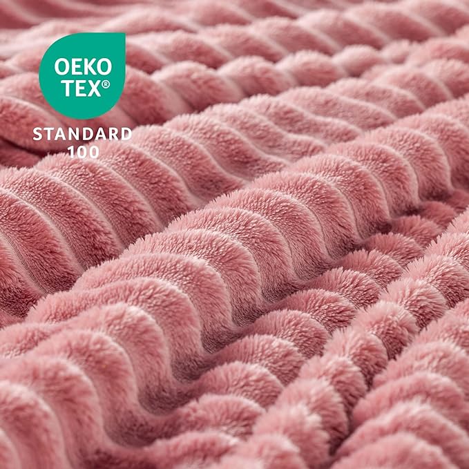 BEDELITE 3D Ribbed Jacquard Pink Fleece Throw Blanket - Image 4