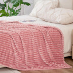 BEDELITE 3D Ribbed Jacquard Pink King Size Blankets - Image 7