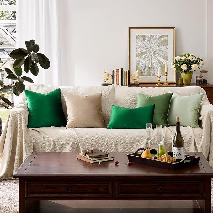 GIGIZAZA Green Velvet Pillow Covers 20x20 Decorative Pillows Pack of 2 | Throw - Image 7