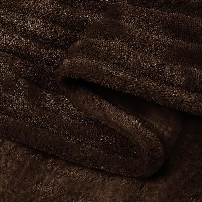 BEDELITE 3D Ribbed Dark Brown Fleece Throw Blanket - Image 9