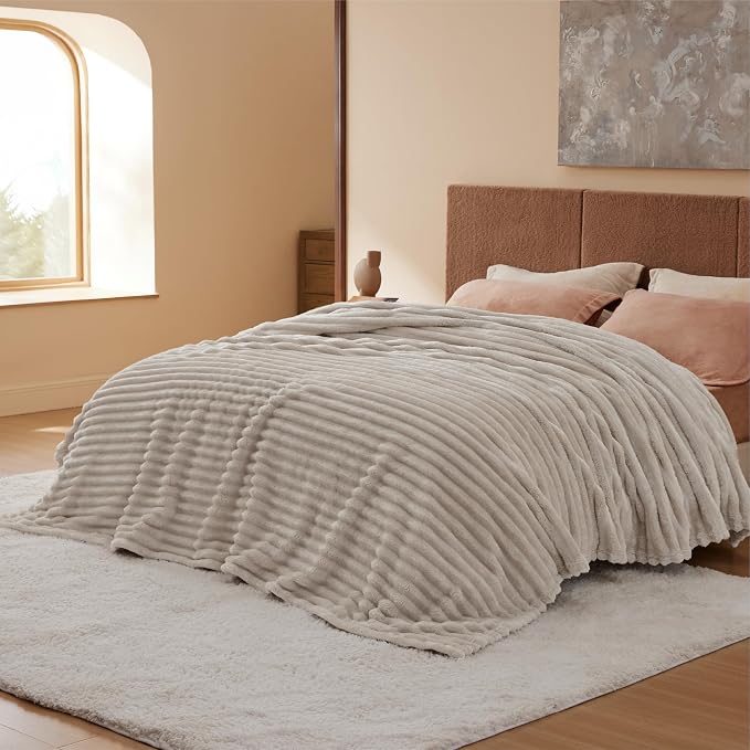 Bedsure Soft King Size Blankets - Image 9