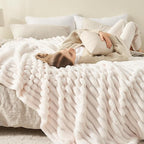 NEWCOSPLAY Fleece Ribbed Cozy Queen Blanket - Image 3