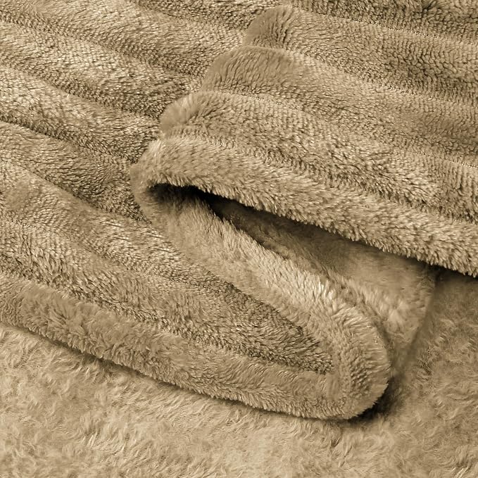 BEDELITE 3D Ribbed Jacquard Brown King Size Blankets - Image 5