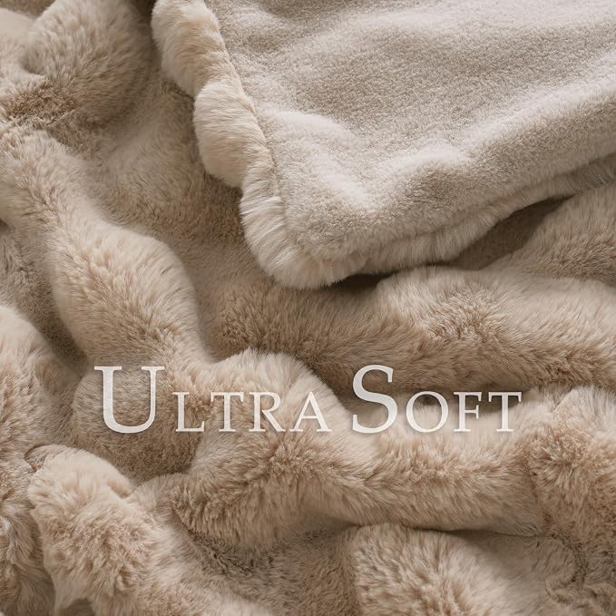 BENVWE Faux Fur Throw Blanket for Couch Bed - Image 3