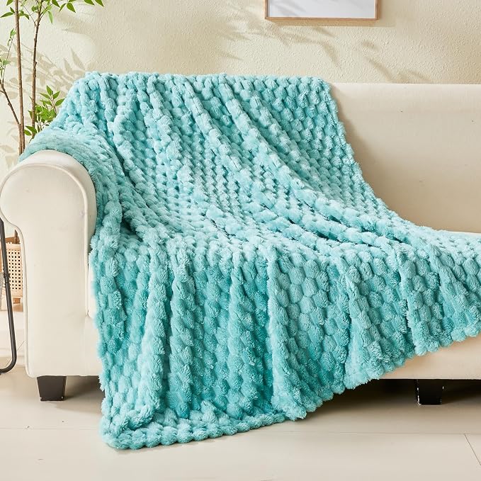 NEWCOSPLAY Fleece Clouds Cozy Twin Blanket - Image 8