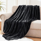 Exclusivo Mezcla Soft Fleece Throw Blanket - Image 3