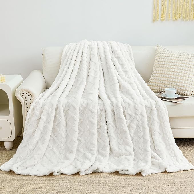 Aganear Fleece Throw Blanket for Bed Couch 90"x108" White | Lightweight Fuzzy - Image 5