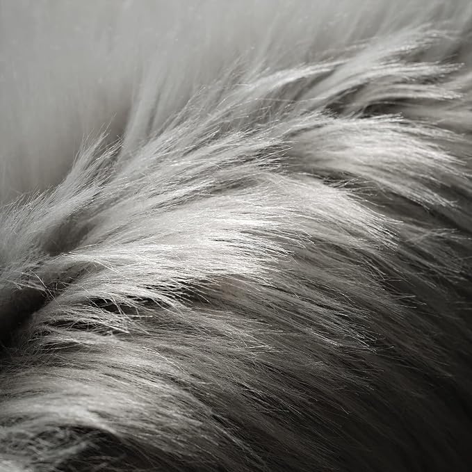 SERISSA 3x5 Fluffy Grey Faux Fur Area Rug - Image 5