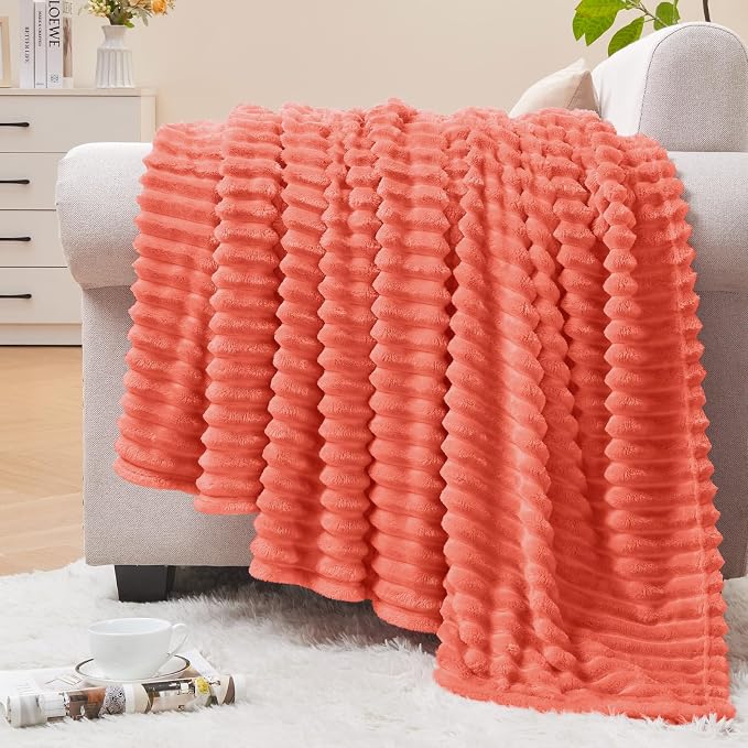BEDELITE 3D Ribbed Coral Red Fleece Throw Blanket by BEDELITE