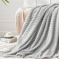 BEDELITE Ribbed Jacquard Light Grey Fleece Twin Blanket by BEDELITE
