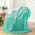 NEWCOSPLAY Fleece Ribbed Cozy Queen Blanket - Image 9