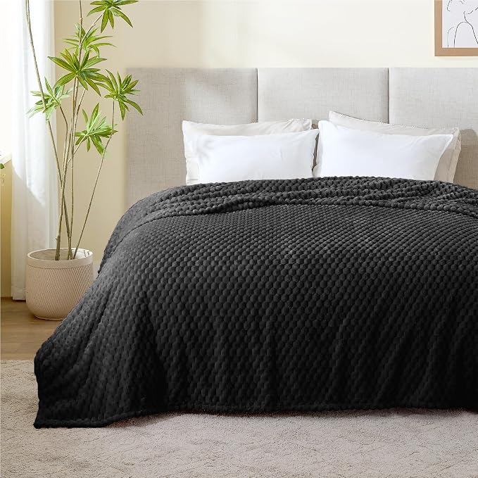 BEDELITE Black Queen Blanket for Bed, Soft Cozy Gifts for Women, 90 * 90 | 3D - Image 2