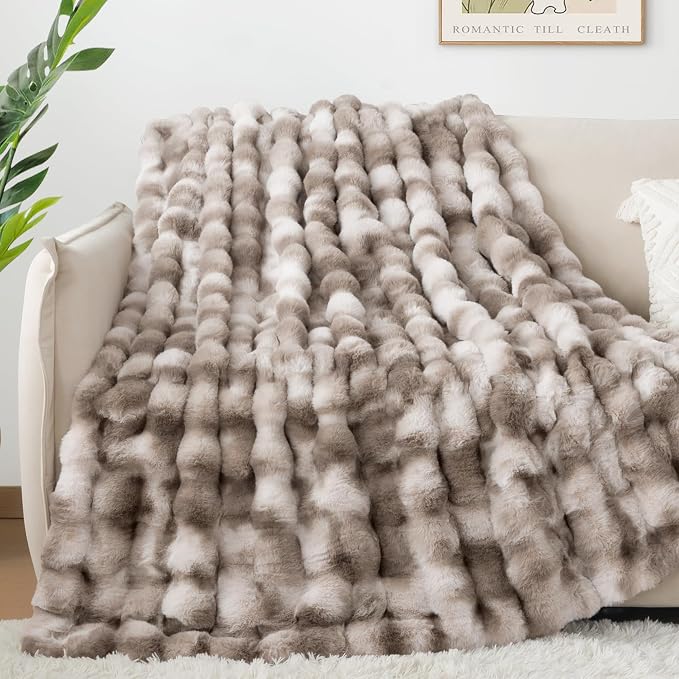 Luxury 1000GSM Rabbit Faux Fur Blanket, Super Heavy Warm Cozy Brown Blankets - Image 4