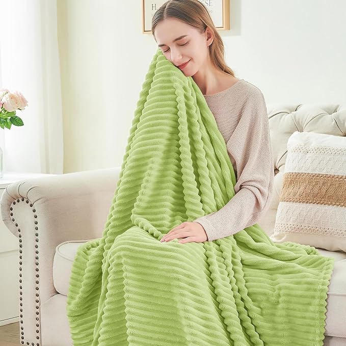 BEDELITE 3D Ribbed Cream Lime Fleece Throw Blanket - Image 4