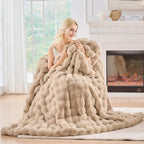 BENVWE Faux Fur Throw Blanket for Couch Bed - Image 7