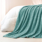 Exclusivo Mezcla Striped King Size Fleece Blanket - Image 6