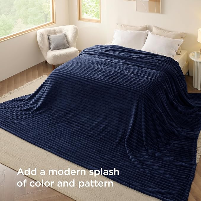Bedsure Soft Large Fleece Blanket - Image 3