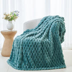 NEWCOSPLAY Fleece Clouds Cozy Throw Blanket - Image 4