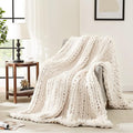 L'AGRATY Chunky Knit Throw Blanket by LAGRATY