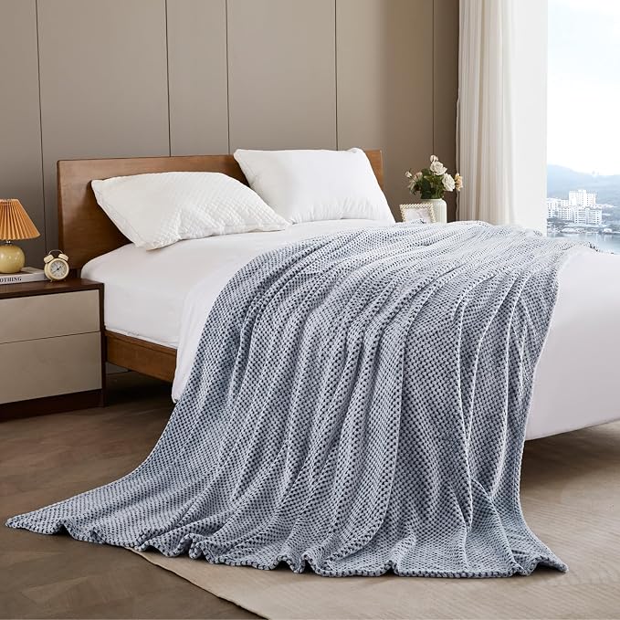 Exclusivo Mezcla Soft Waffle Fleece Bed Blanket Queen Size, Heather Navy | - Image 5
