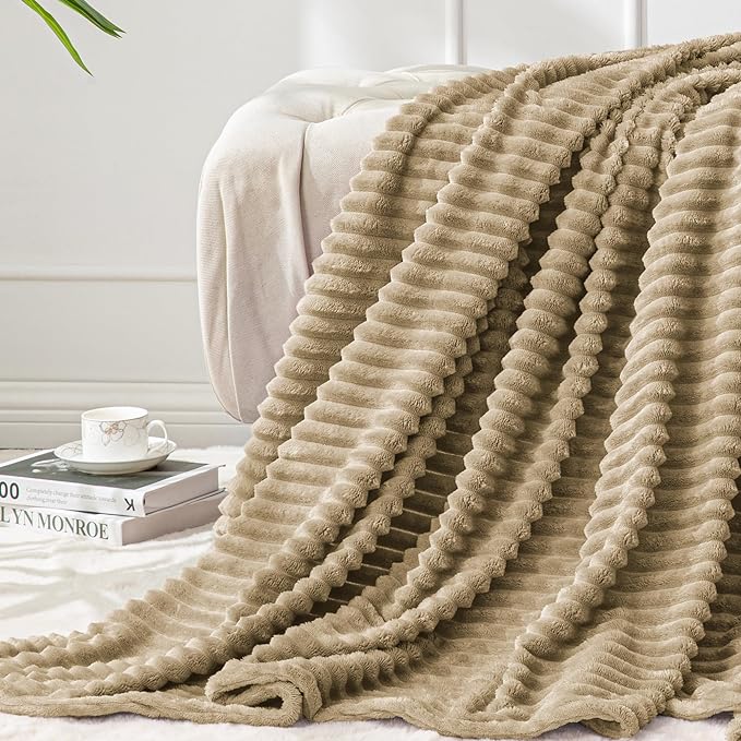 BEDELITE Ribbed Jacquard Brown Fleece Throw Blanket by BEDELITE