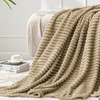 BEDELITE 3D Ribbed Jacquard Brown Fleece Twin Blanket by BEDELITE